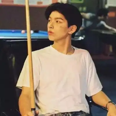 男头文艺眼泪是人类造的最小的男生头像我要个性网