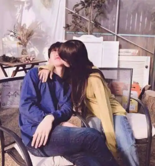 异性对你有好感的3大信号,中了2个以上,8成是被暗恋了