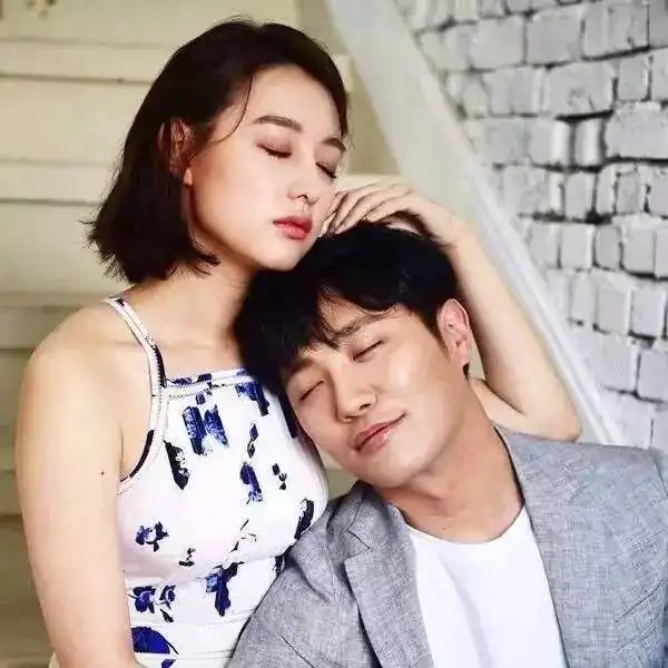 cp头像只有心里装满阳光的人,才能温暖别人
