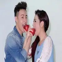 男女闺蜜头像不要爱情微信头像图片大全