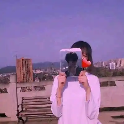 情侣头像真人两张配对攻上眉头存在心头
