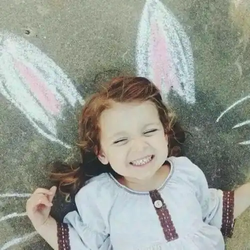 有哪些可爱小萌娃的情侣头像