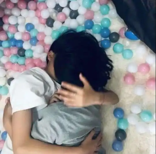 kiss时最low的3件事,嘴巴臭不算啥,最后一个谁扛得住啊