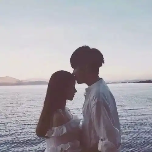 有一个青州姑娘,她爸妈养了她二十多年,结果