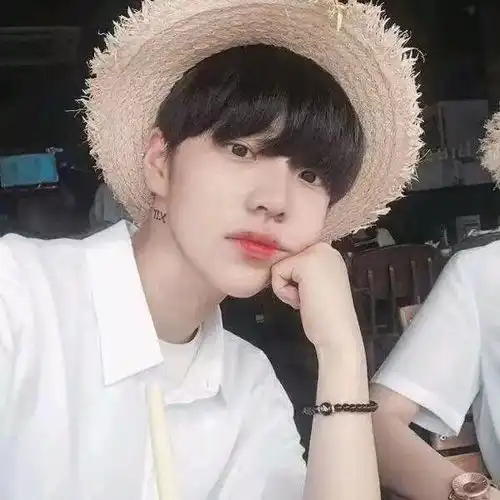 情侣头像爱是乍见之欢过后的久处不厌