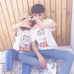 2018最新情头专用双人潮流好看我劝你早点儿喜欢我免得浪费时间