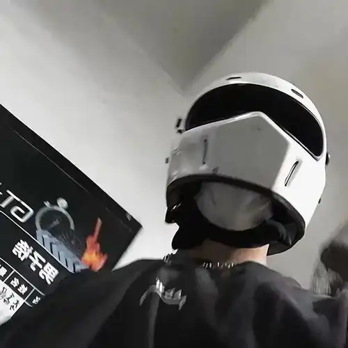 头像2022.4.16期