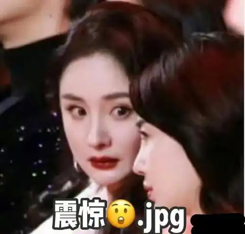 娱乐圈人情冷暖,明星关系亲疏远近,在微博之夜体现得淋漓尽致
