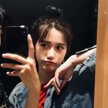 手机遮脸情侣头像