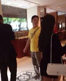 奶茶妹妹在燃烧吧大脑沉默不语疑情变心情低落