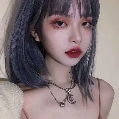 qq推荐紫色头发系女头像