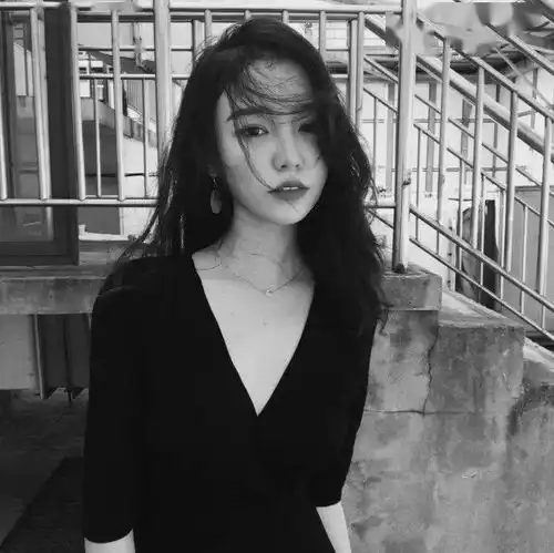 头像原谅你我怎么对得起我那些哭不出声的日子