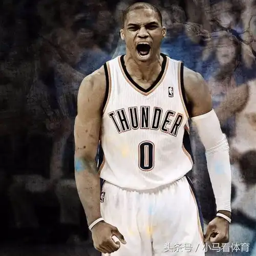 库里附体维金斯超远夺命三分绝杀雷霆,送对手背靠背两连败