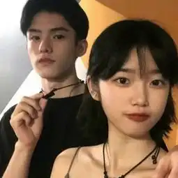 男友打游戏时,还能回你这3信息恭喜他把你当未婚妻了