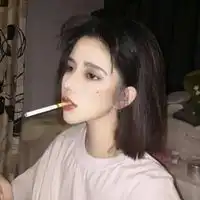 qq女生抽烟头像霸气qq女生头像抽烟的霸气的