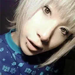 求一个好看的男生qq头像要高清的