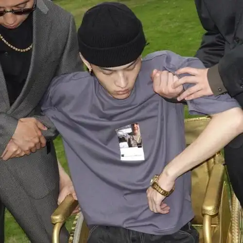 最新男头像