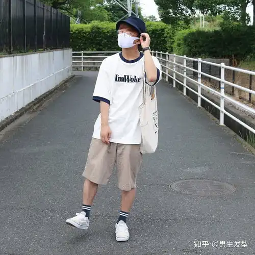 160cm男生的帅气穿搭,简单低调不失潮流气质,矮个子也很有型