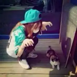 帮我找另一张头像出来