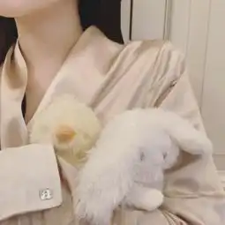 组图13岁李嫣晒下衣失踪美照秀长腿拒绝被叫嫣儿个性足