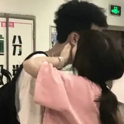 ins幼稚鬼情侣头像