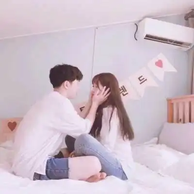 没话题可聊的两个人,是真感情吗