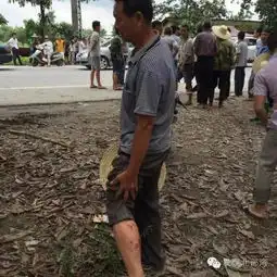 广西4名蒙面男开摩托向村民扫射