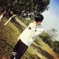 带忧郁气质的伤感男生qq头像大全世界太小还是丢了你