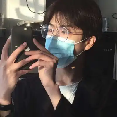 不露脸的超酷成熟男生头像不要担心我仍然还在爱你