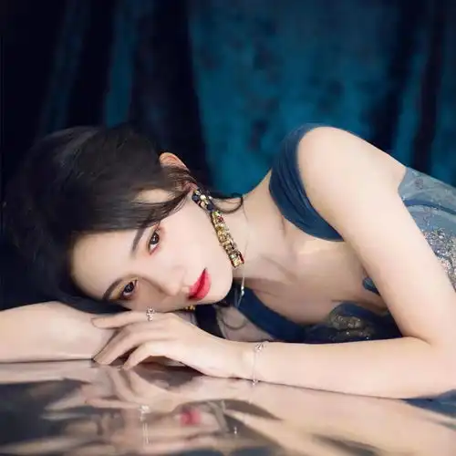 易烊千玺鞠婧祎