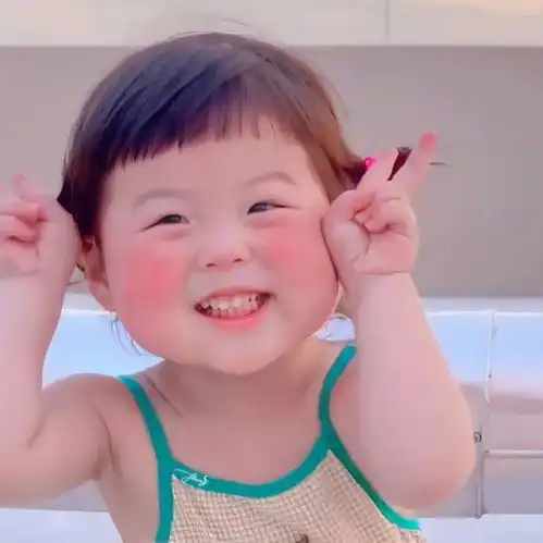 今日头像多年前你一句保重,我至今没瘦