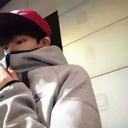 .有没有这个人其他照片或者是像这个人的照片,谢谢,急急急