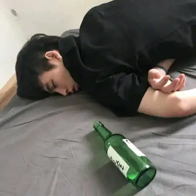 简单小清新阳光男头,海誓山盟一场空走吧