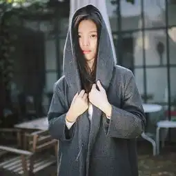 大风天,你得有件连帽外套才能不变女神经