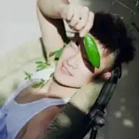 森林男背影头像小清新微信头像图片大全