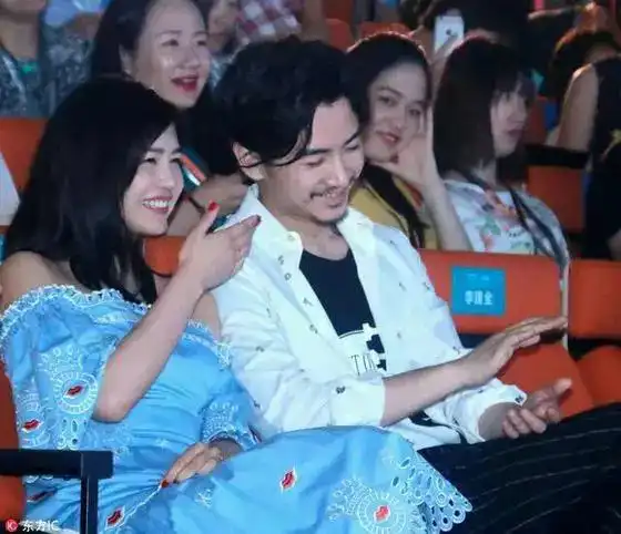 陈晓微信头像曝光网友猝不及防又吃了一口狗粮