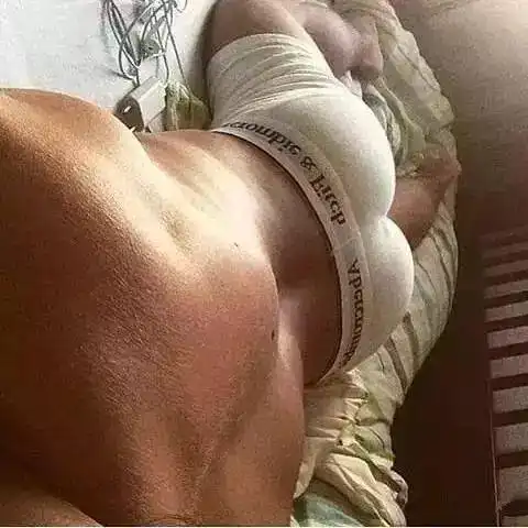 男人是时候让臀部更性感了