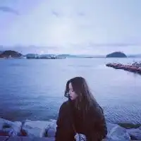 美女自拍不露脸头像女生微信头像图片大全