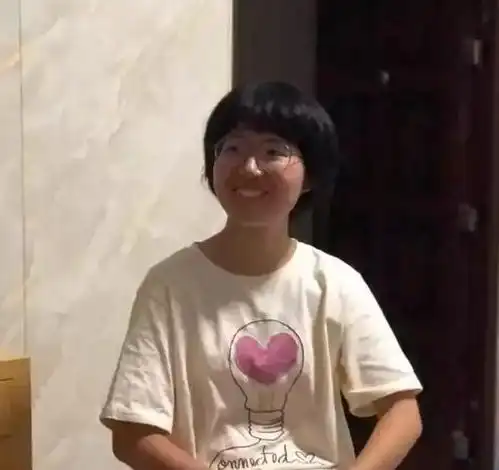女儿高考后洗澡溺亡,一个月后,警察半夜来敲门,父亲当即愣住