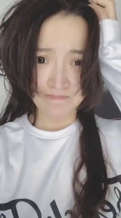 邋遢妹子被男友嫌弃,化妆后竟让人无语网友抖音最强变脸术