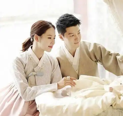 李东健和赵伦熙协议离婚,两人未婚先孕,网友评论离婚意料之中