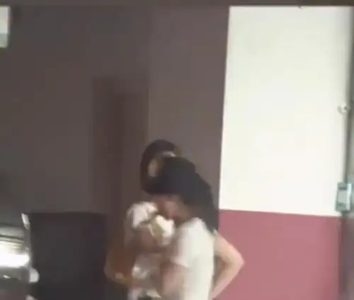 与蒋梦婕分了尹正陈都灵同回小区,两人情侣装酒店过夜疑似恋爱