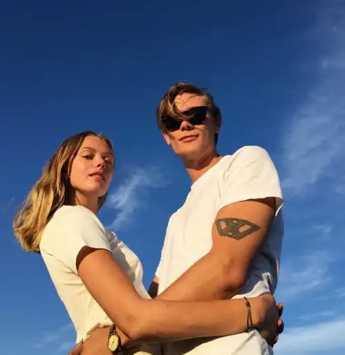 只看一眼就爱上的精灵超模,简直是仙女本仙了