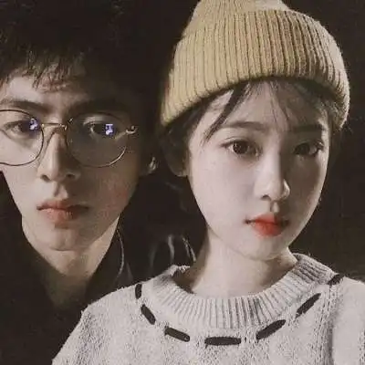 2o21情侣头像女生