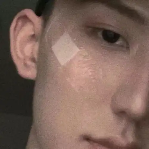 有什么温暖治愈系男生头像