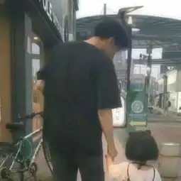请问有没有类似于这种的情侣头像