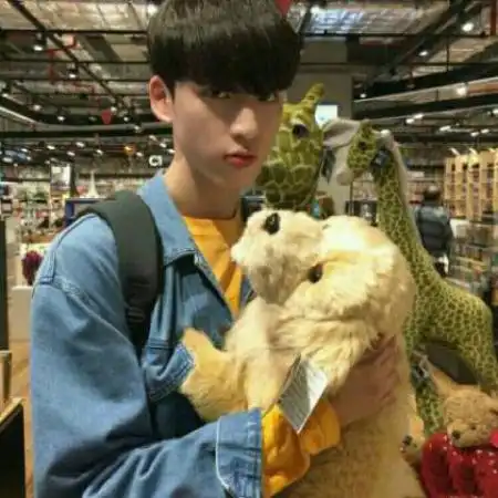 qq头像男生,qq头像男生阳光清新帅气