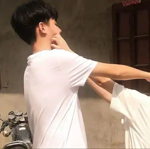送你一组情侣头像