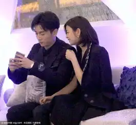 浓情蜜意陈晓陈妍希玩自拍十指相扣羡煞旁人8213212