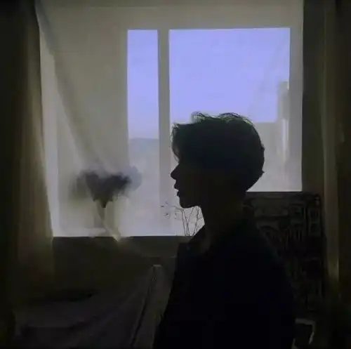 局部男女头像